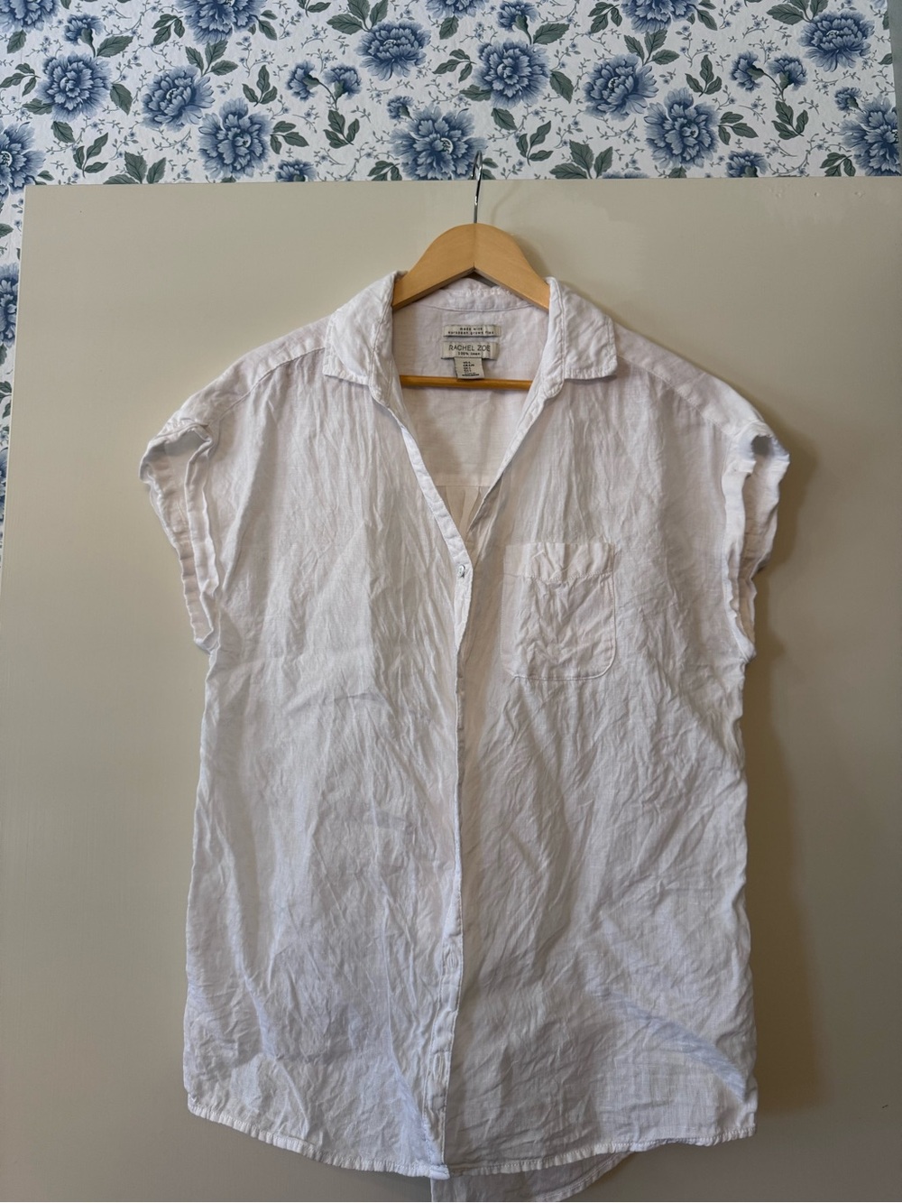 Rachel Zoe White Short-Sleeve Linen Button-Down Shirt